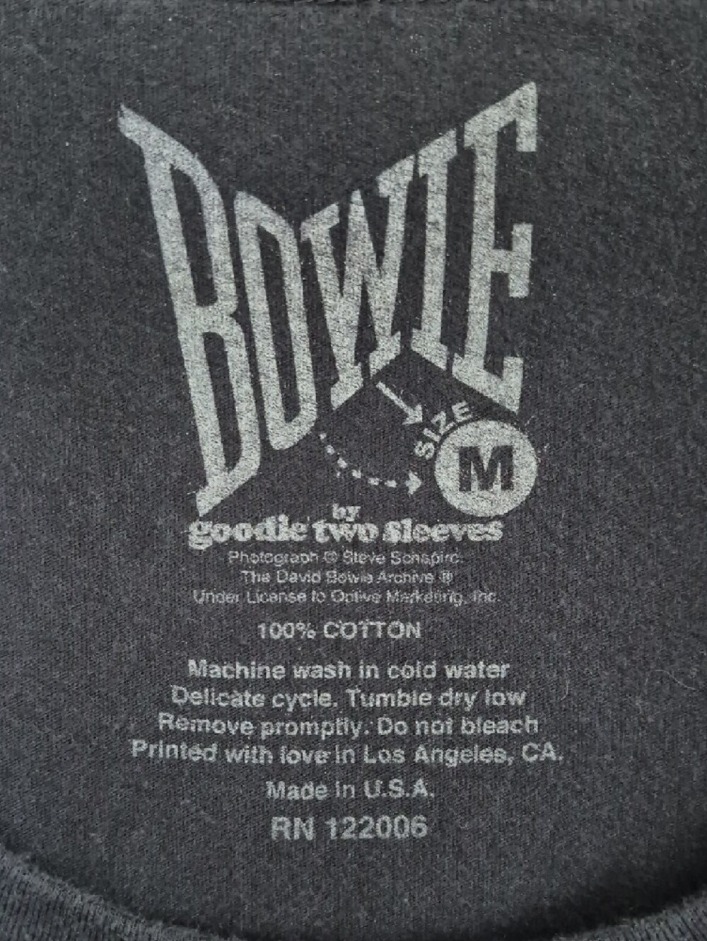 David Bowie Black Graphic Band Sleeveless Tee - Picture 2 of 8